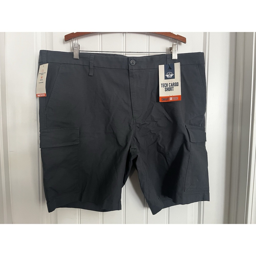 NEW Dockers Tech Cargo Short Mens Size 42 Grey Smartech